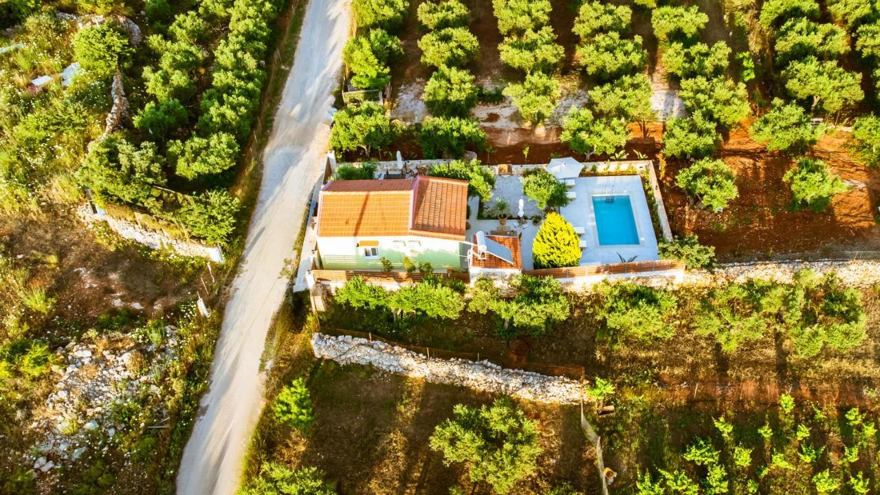 Villa Elaionas Stérnai Exterior foto
